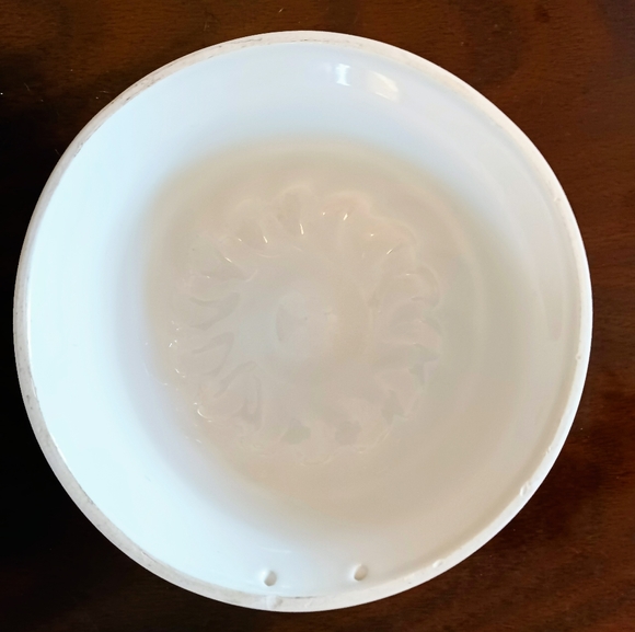 Vintage Ceramic Floral Jello Mould Wall Hanging - Picture 4 of 7